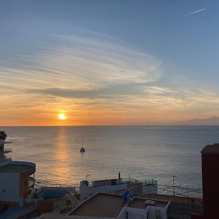 شقة Atico El Mirador Sardina المظهر الخارجي الصورة